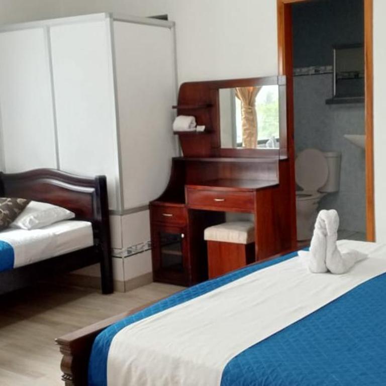 Flightless Cormorant - Deluxe Double or Twin Room with Sea View - 4