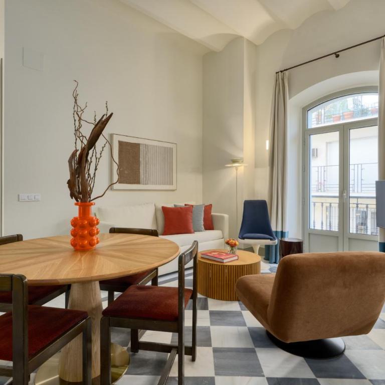 Luis de Vargas - Apartamento de 3 dormitorios con balcón - 7