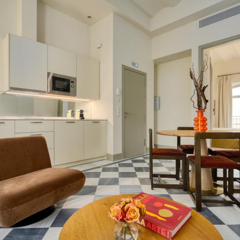 Luis de Vargas - Apartamento de 3 dormitorios con balcón - 5