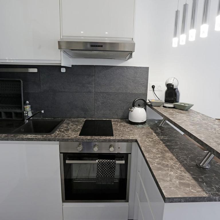 Cocon Sète Corniche, plages à pied, parking privé - Apartment mit 2 Schlafzimmern - 7