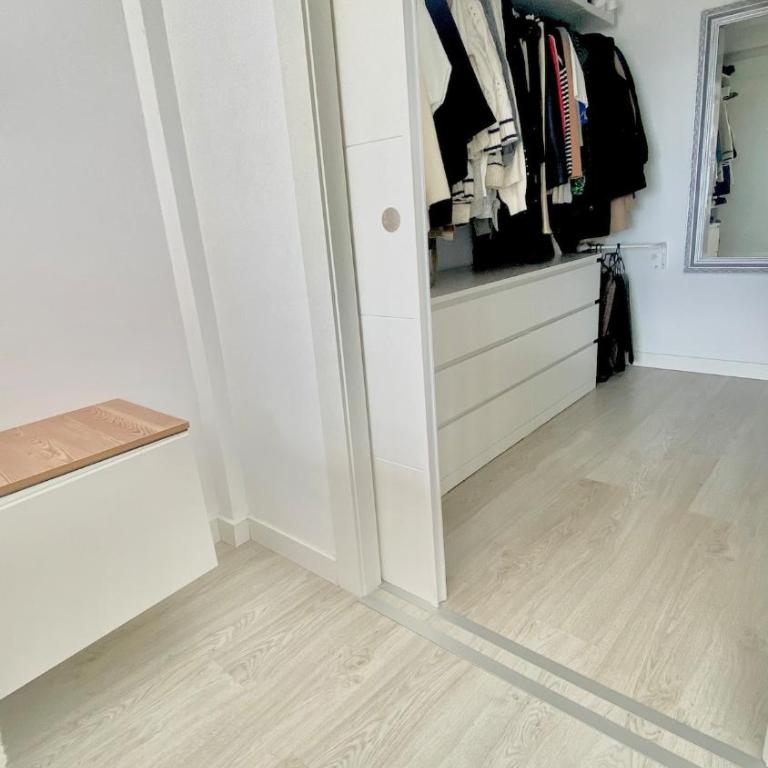 Apartamento con vistas al mar y ascensor piso 10º - Two-Bedroom Apartment with Sea View - 29