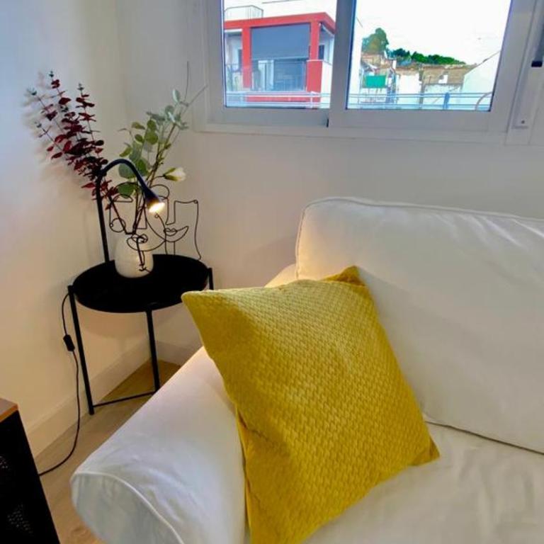 Precioso ático con ascensor centro Alicante - Two-Bedroom Apartment - 14