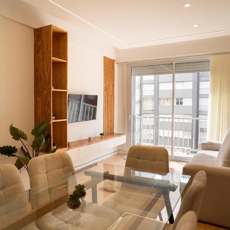 Check and Home - Colón - 5 Huéspedes a Estrenar con Balcón - Apartamento de 2 dormitorios con vistas a la ciudad - 10