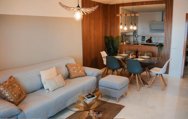 Ohana Beach - Two-Bedroom Apartment with Sea View - 17