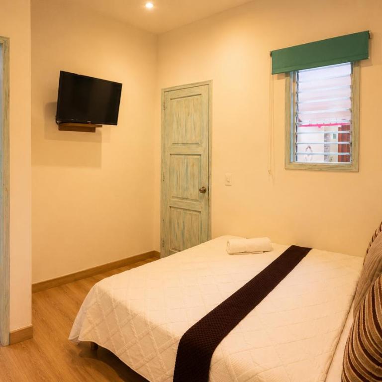 Hotel Boutique Stay La 10 - Habitación Doble con baño privado - 6