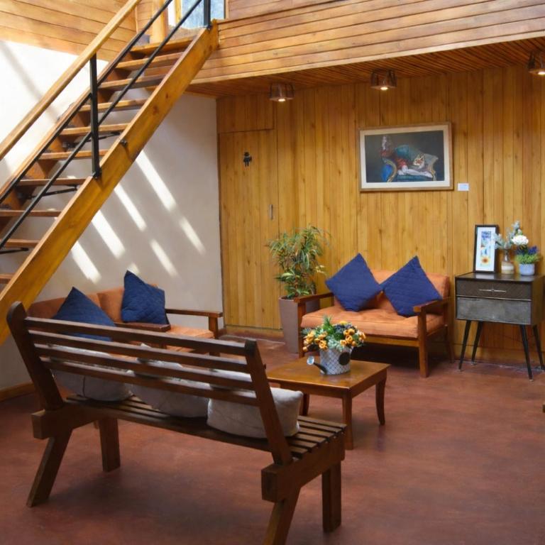 Vacaciones en Cuenca, quédate en Picota Cucho una encantadora quinta VIP con jacuzzi, turco, zona BBQ a 10km del centro de la ciudad - 20 huéspedes - 3 habitaciones - Three-Bedroom Villa - 72
