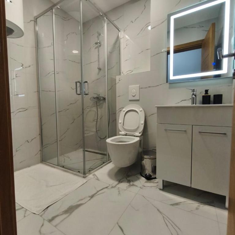 Sound of Silence Apartments - One-Bedroom Apartment - 8