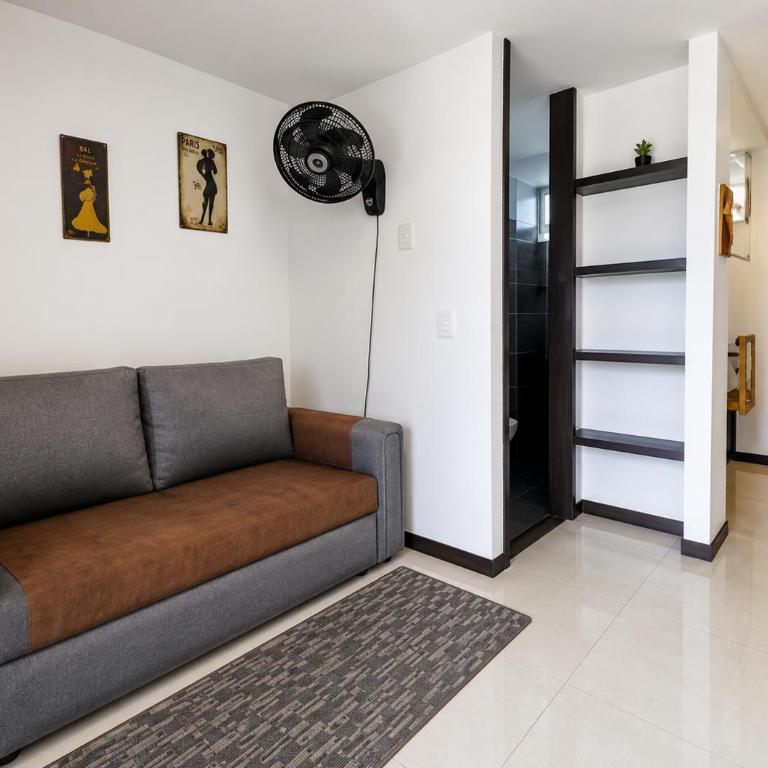 Moderno Apartaestudio Ricaurte Piscina-Aire-Wifi - One-Bedroom Apartment - 8