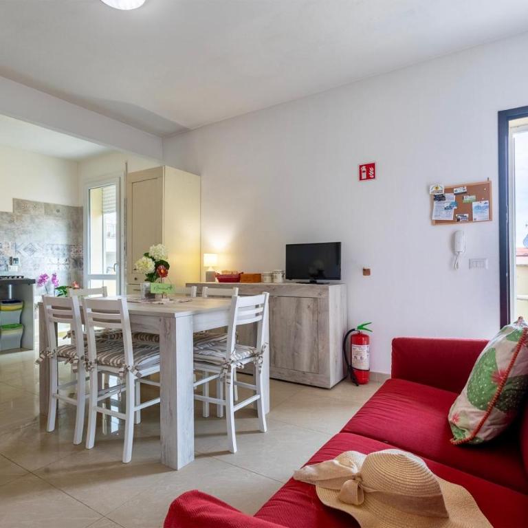 Il giardino fiorito - Casa con 2 Camere da Letto - 7