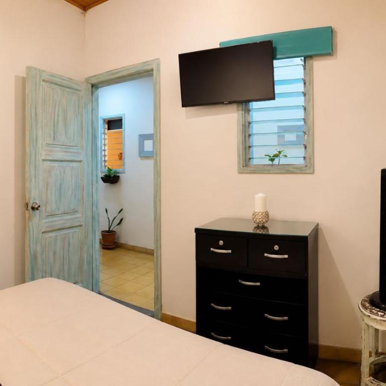 Hotel Boutique Stay La 10 - Habitación Doble con baño compartido - 11