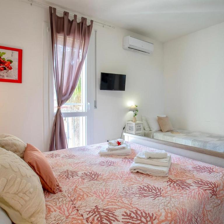 Il giardino fiorito - Casa con 2 Camere da Letto - 19