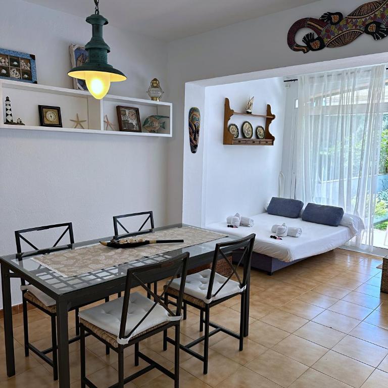 Calella, terraza privada y piscina - Apartamento - 7