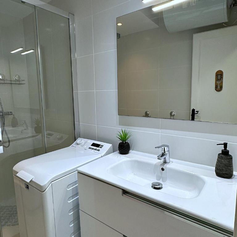 Calella, terraza privada y piscina - Apartamento - 22