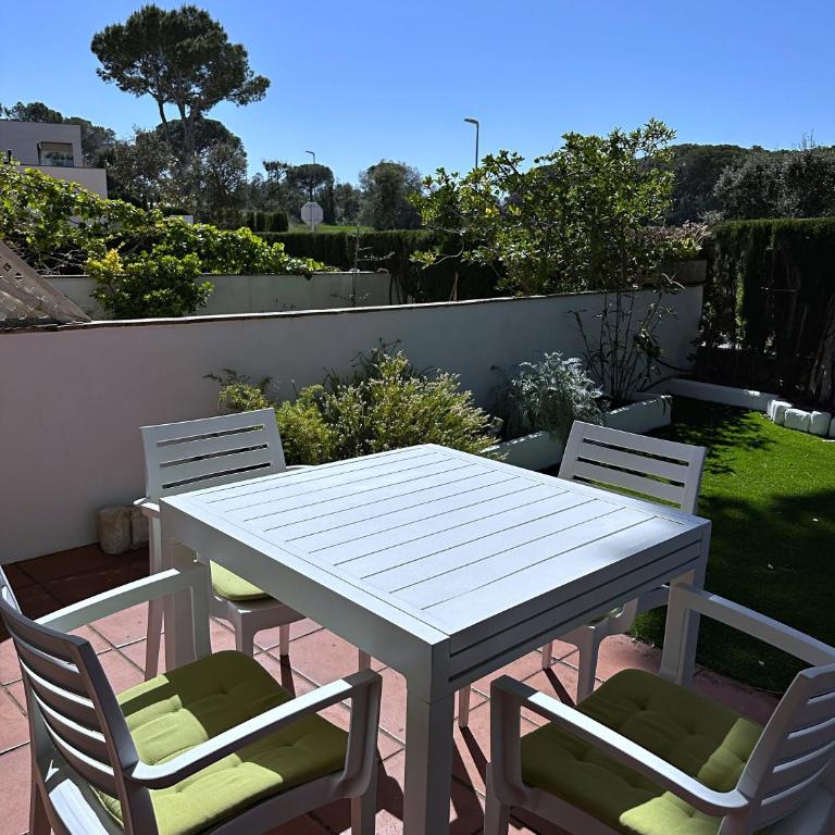 Calella, terraza privada y piscina - Apartamento - 27