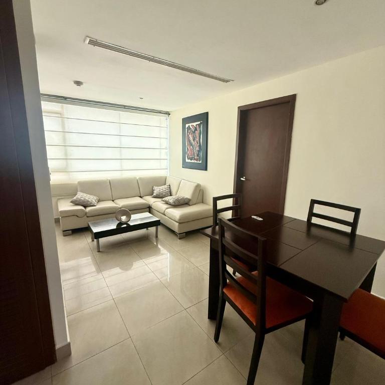 Premium Suite in Samborondón - One-Bedroom Apartment - 8