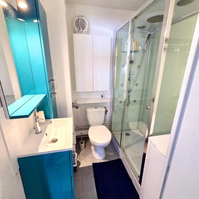 Studio 4 places tout confort avec grande terrasse - One-Bedroom Apartment - 9
