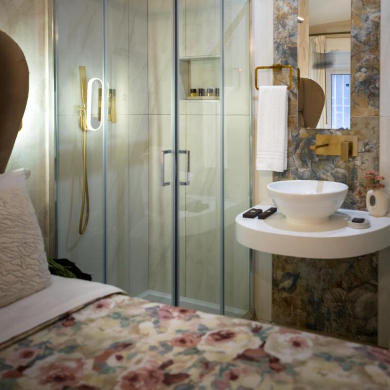 Via Toledo- 4suit en suite - Jacuzzi - Palazzo storico - - Appartamento - 1