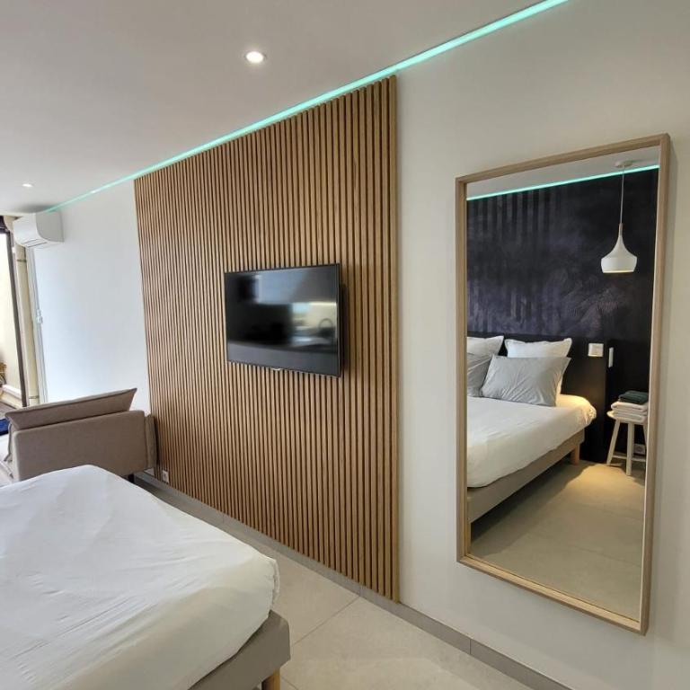 Blue Sea Luxe - Vue mer - Résidence Héliopolis Village Naturiste - Appartement 1 Chambre - Vue sur Mer - 13