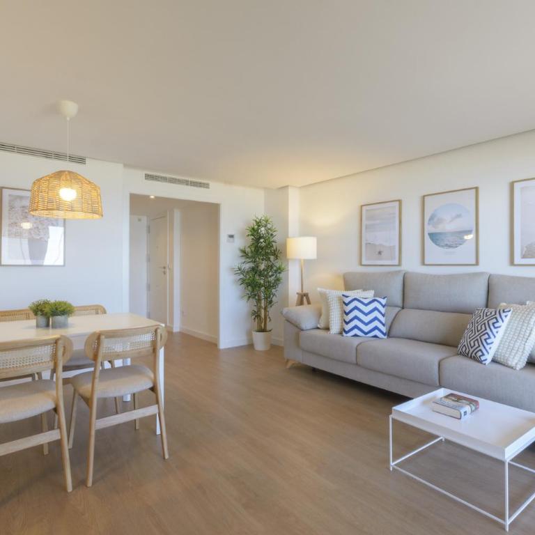 AG Bermudas Collection - Three-Bedroom Deluxe Apartment - 3