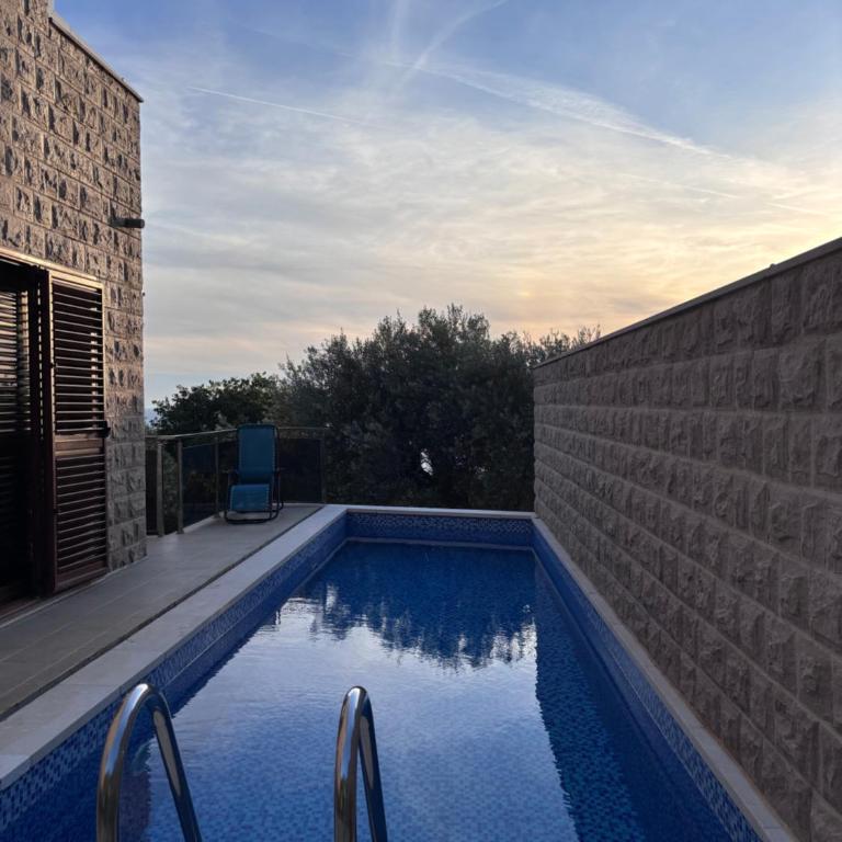 Villa Rijeka Rezevici - Vila sa Sopstvenim Bazenom - 32
