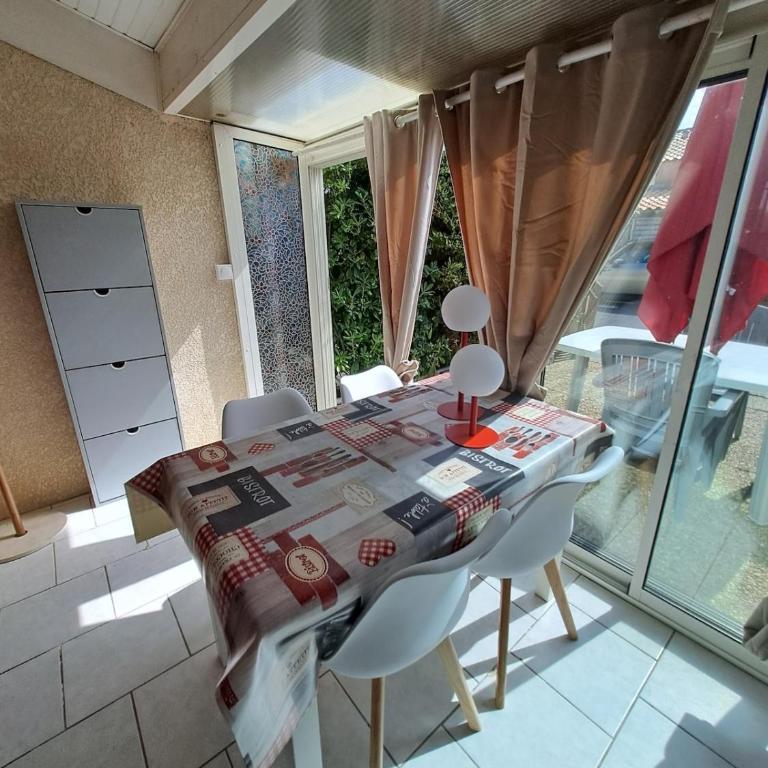 Coquet pavillon au calme piscine - Casa de 2 dormitorios - 14