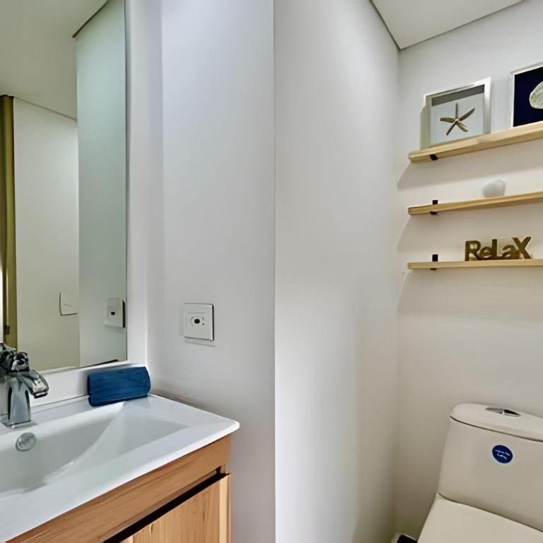 Apartamento con aire acondicionado, balcón y parqueadero - by ALPES apartamentos - Apartamento con vistas y balcón - 9