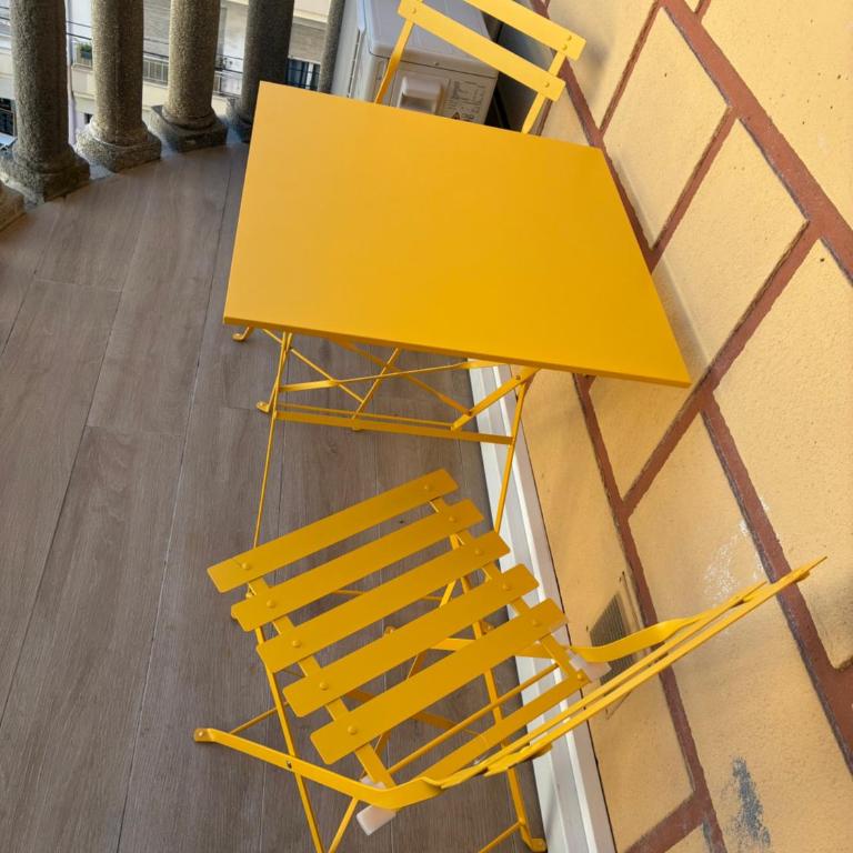 Quaint renovated apartment in the heart of town - One-Bedroom Apartment - 5