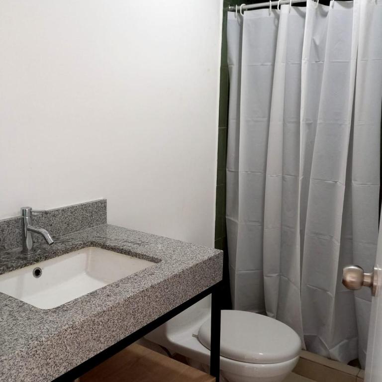 Departamento entero en zona centrica de San Borja - Apartamento de 2 dormitorios - 1