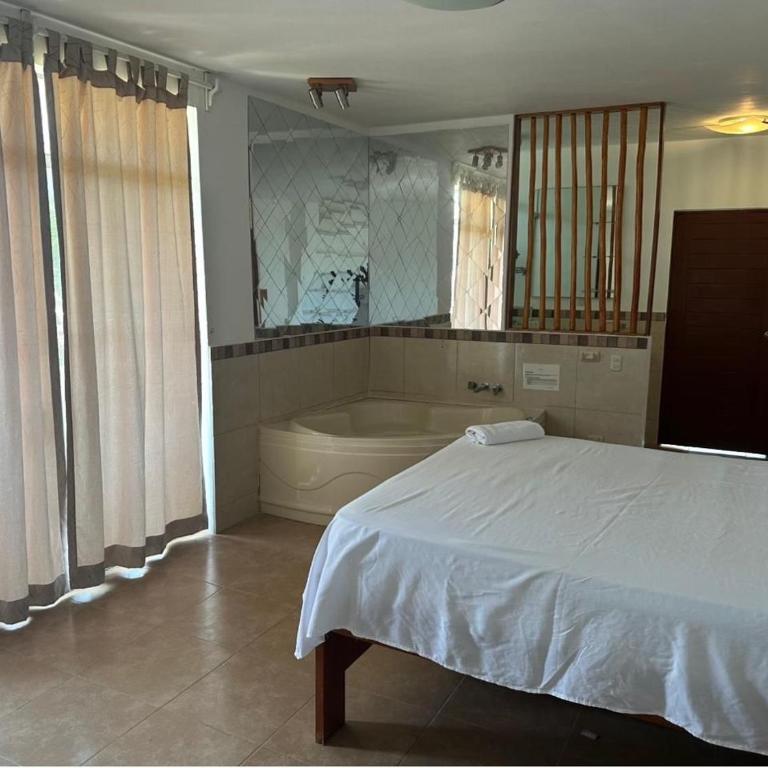 Hotel Las Terrazas de Bonanza - Suite con cama extragrande y vistas al mar - 5