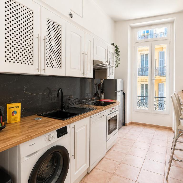 L'Échappée de Nice Riviera I Centre-ville I Climatisé I Proche Gare et Plage I Idéal Couple et Famille - Studio Deluxe - 12