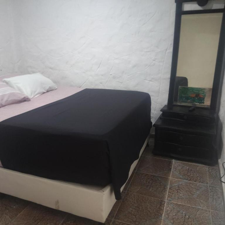 HOSPEDAJE TURÍSTICO CAMPESTRE "VILLA ALONDRA" Parqueo Privado GRATIS! - Habitación Doble con vistas al parque - 15