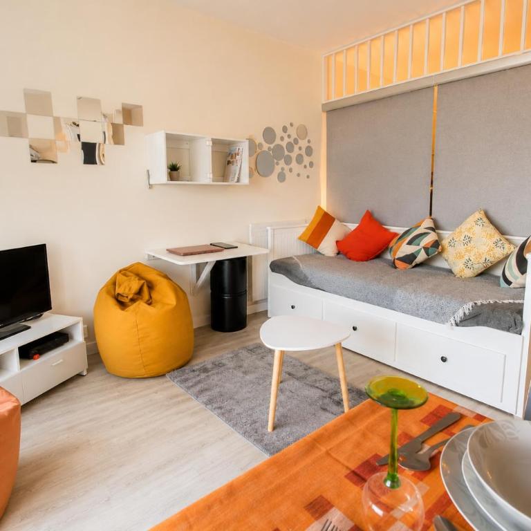 Studio tout confort, parking privé, terrasse et plage - Superior Apartment mit 1 Schlafzimmer - 3