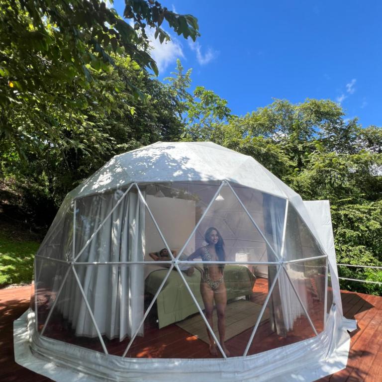 Shapaja Glamping - Deluxe Double or Twin Room with River View - 10