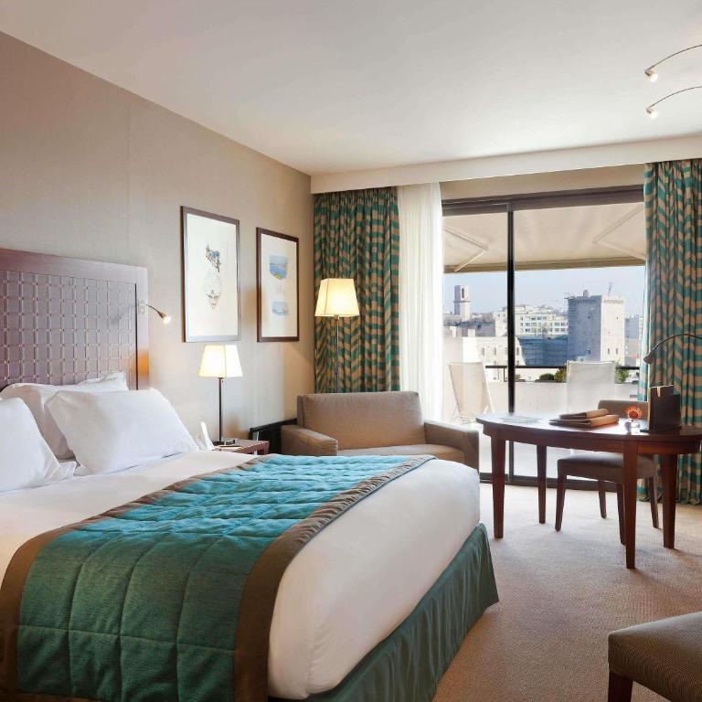 Sofitel Marseille Vieux-Port - Chambre De Luxe Lit King-Size avec Vue sur Vieux-Port et Terrasse - Accès au Spa/à la Salle de Sport - 7