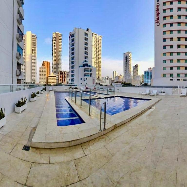 hermoso Apartamento caribeño Bocagrande, 2 habitaciones - Two-Bedroom Apartment with Balcony - 1