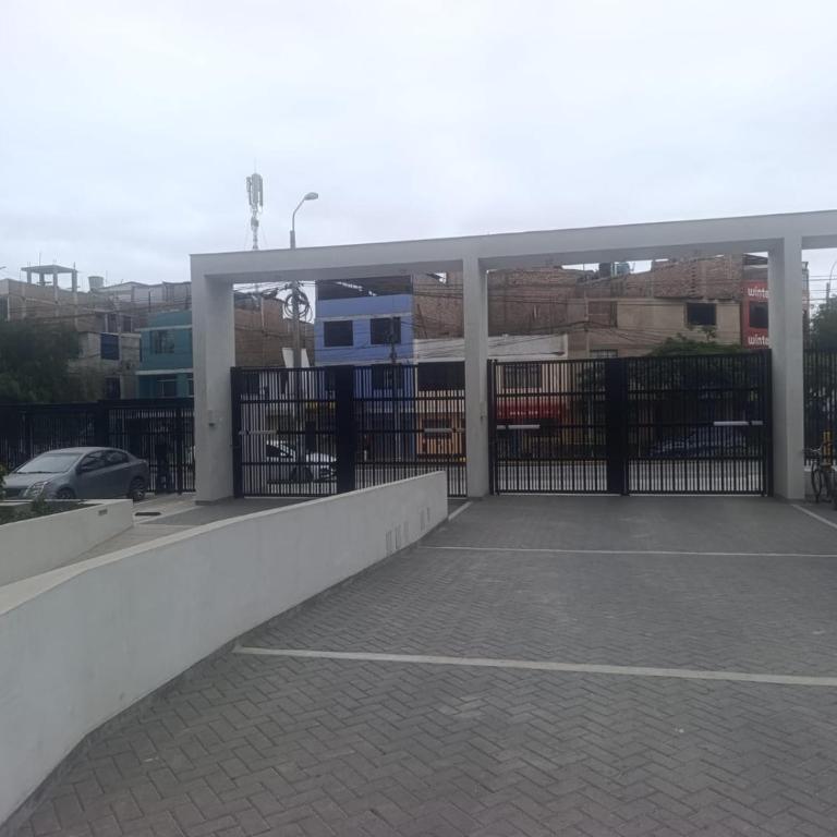 Dpto cerca Univ PUCP UNMSM y estadio San Marcos - Apartamento de 3 dormitorios - 21