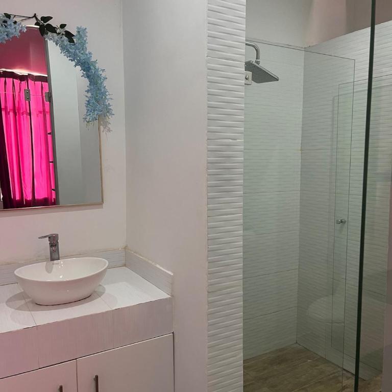 Casa de 3 pisos en Urbanización - Casa de 3 dormitorios - 12