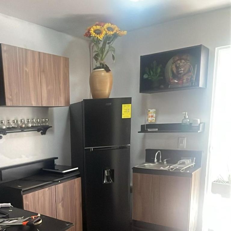 Suite #2 - One-Bedroom Apartment - 3