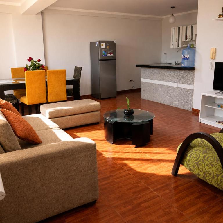 Vasco Peruano House - Three-Bedroom Apartment - 2