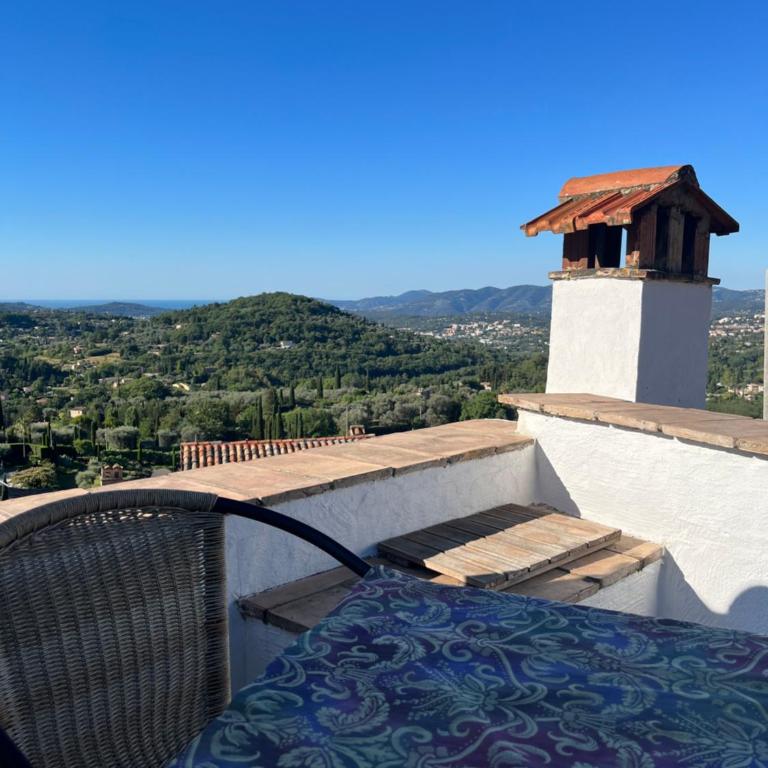 Charming Provençal House Between Sea and Mountain - Maison 3 Chambres - 56