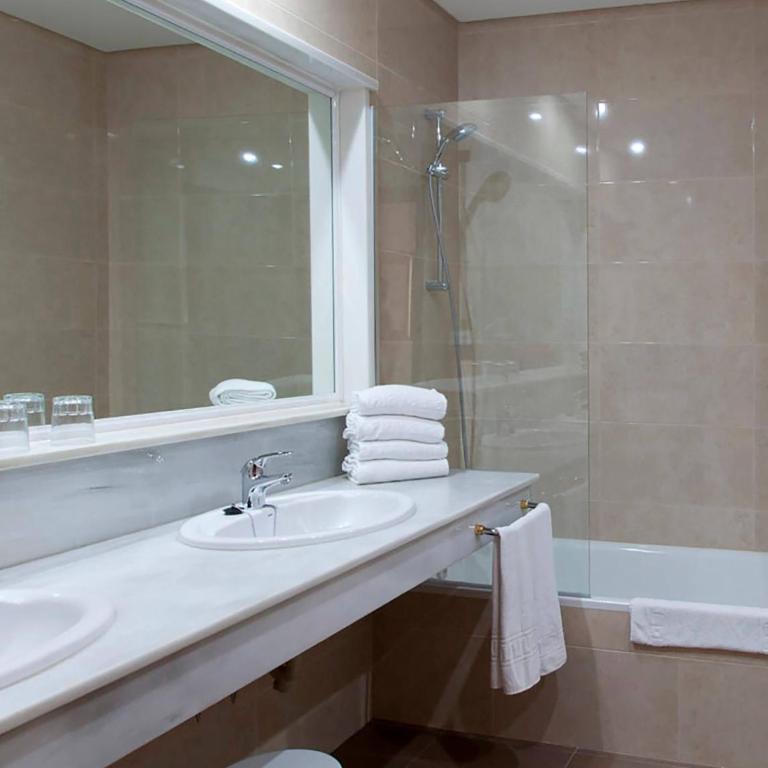 SOL by Meliá Marbella Estepona - Atalaya Park - Suite Sol Xtra - 5