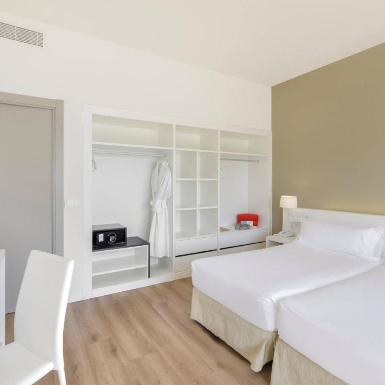 SOL by Meliá Marbella Estepona - Atalaya Park - Suite Xtra Sol con vistas al mar - 6