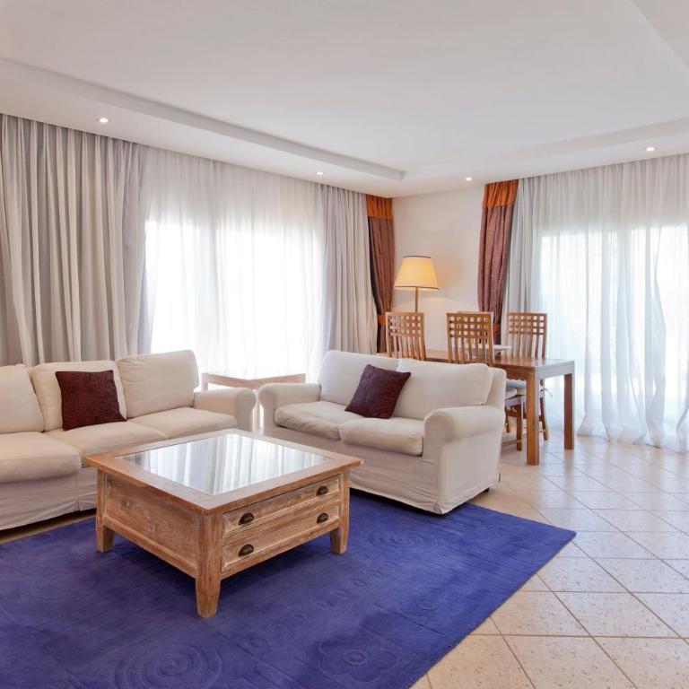 SOL by Meliá Marbella Estepona - Atalaya Park - Casa de playa Xtra de 2 dormitorios con jardín - 1