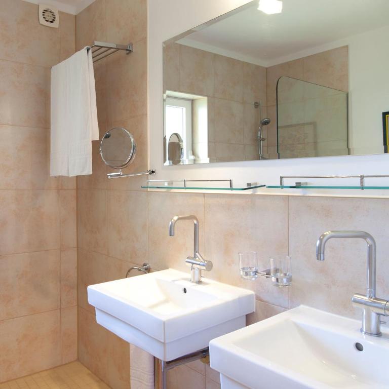 SOL by Meliá Marbella Estepona - Atalaya Park - Casa de playa Xtra de 3 dormitorios con jardín - 2