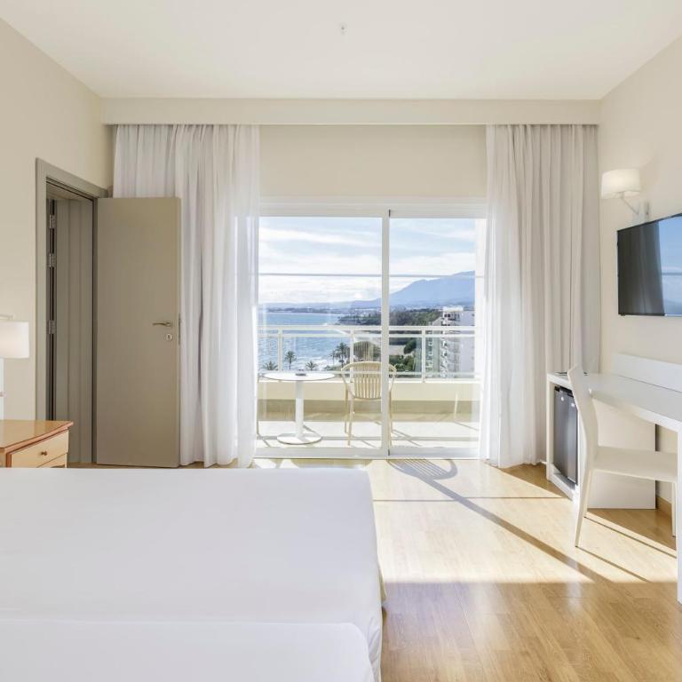 SOL by Meliá Marbella Estepona - Atalaya Park - Habitaciones Sol Comunicadas con vistas al mar - 1