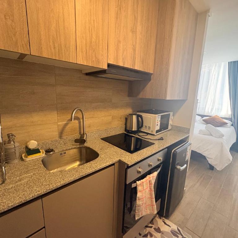 Estudio a pasos del Metro Universidad de Chile y Paseo Huerfanos - Apartamento de 1 dormitorio - 3