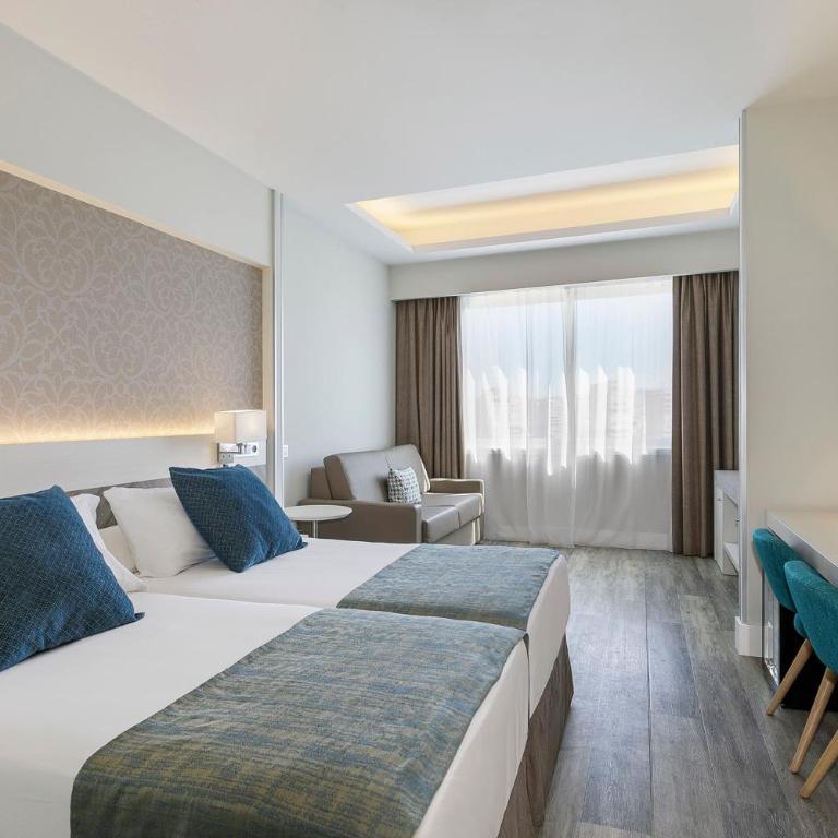 SOL by Meliá Torremolinos Don Pablo - Family Room (2 Adults + 2 Children) - 3