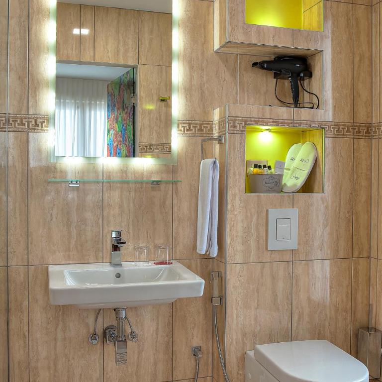 Hotel Aziza - Dvokrevetna Soba sa Bračnim Krevetom/Zasebnim Krevetima - 6