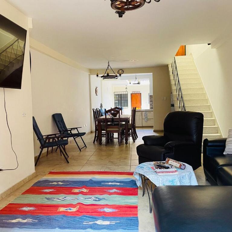 Casa con terraza San Antonio Cali - Wi-Fi, parking - Three-Bedroom House - 2