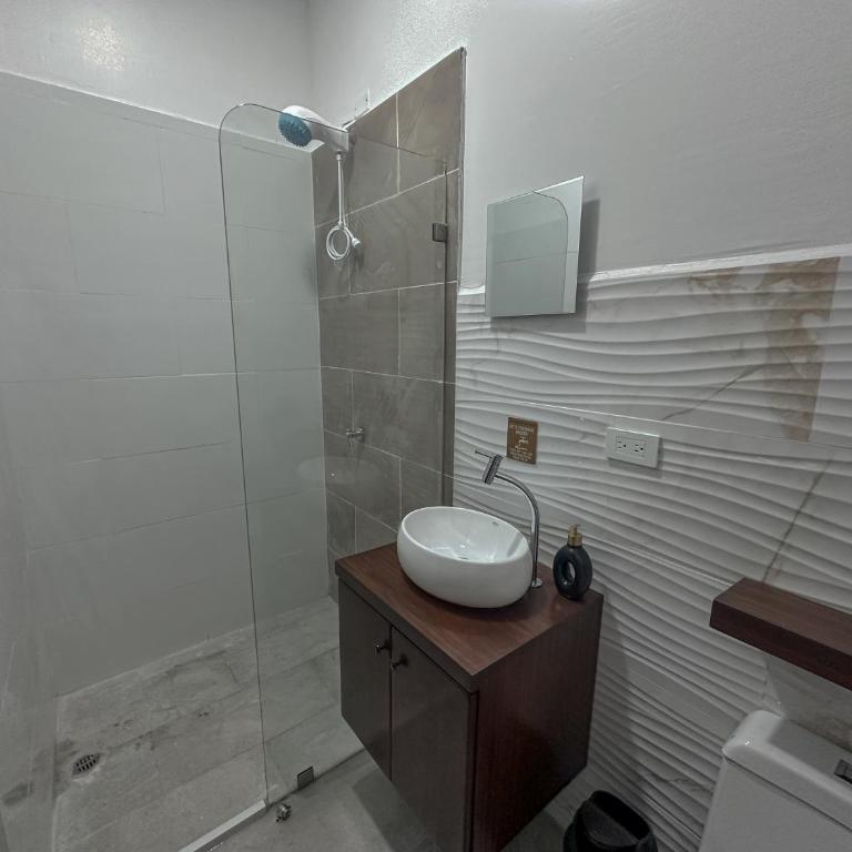 San Cristóbal Surf House lll - One-Bedroom Apartment - 8